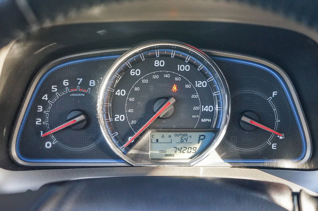 Used 2015 Toyota RAV4 Limited image 25