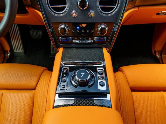 Certified 2023 Rolls-Royce Cullinan Black Badge w/ Driver's Package AWD/4WD image 35