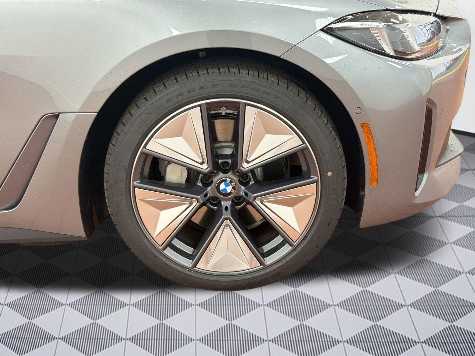 New 2026 BMW i4 xDrive40i w/ Premium Package AWD/4WD image 11