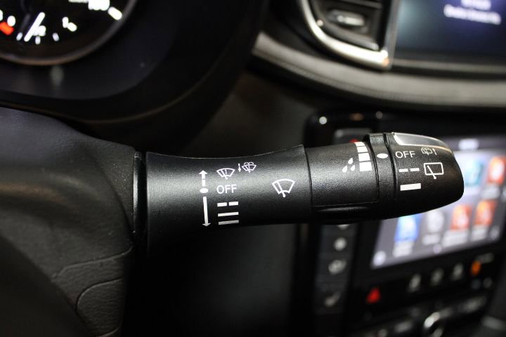 Used 2022 INFINITI QX50 Luxe w/ Appearance Package image 37