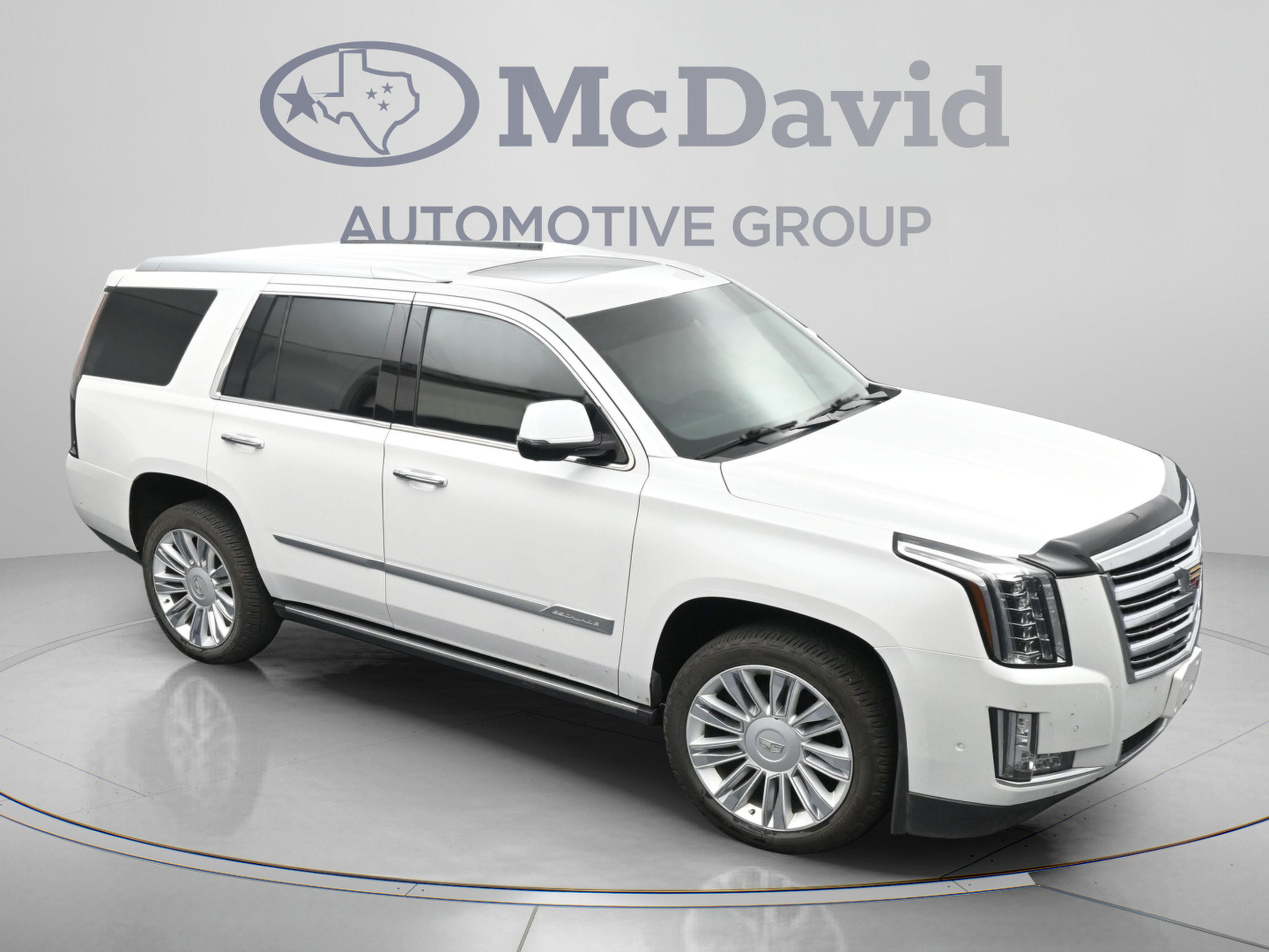 Used 2019 Cadillac Escalade Platinum AWD/4WD image 34