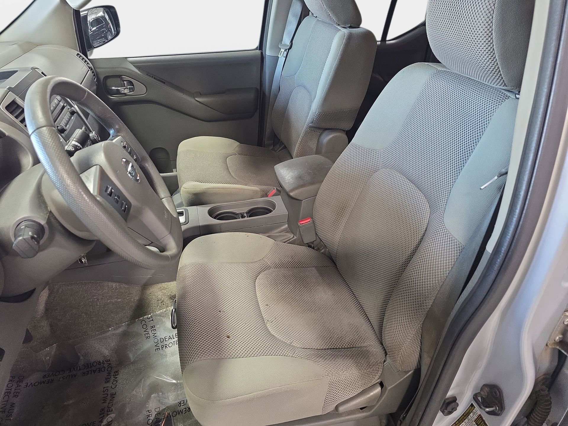 Used 2012 Nissan Frontier SV w/ SV Premium Utility Pkg image 14