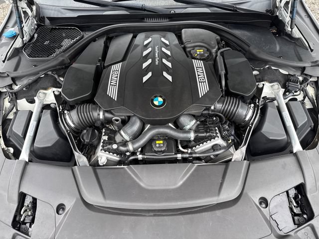 Used 2020 BMW 750i xDrive w/ Executive Package AWD/4WD image 27