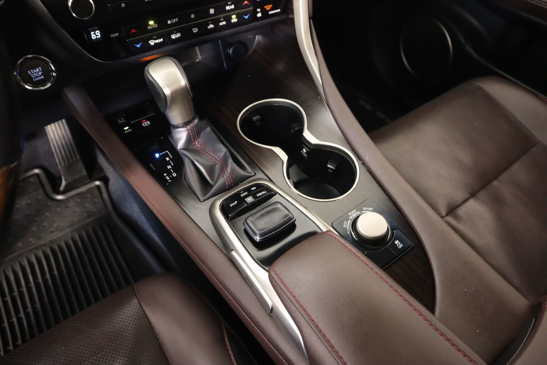 Used 2019 Lexus RX 350L FWD image 9