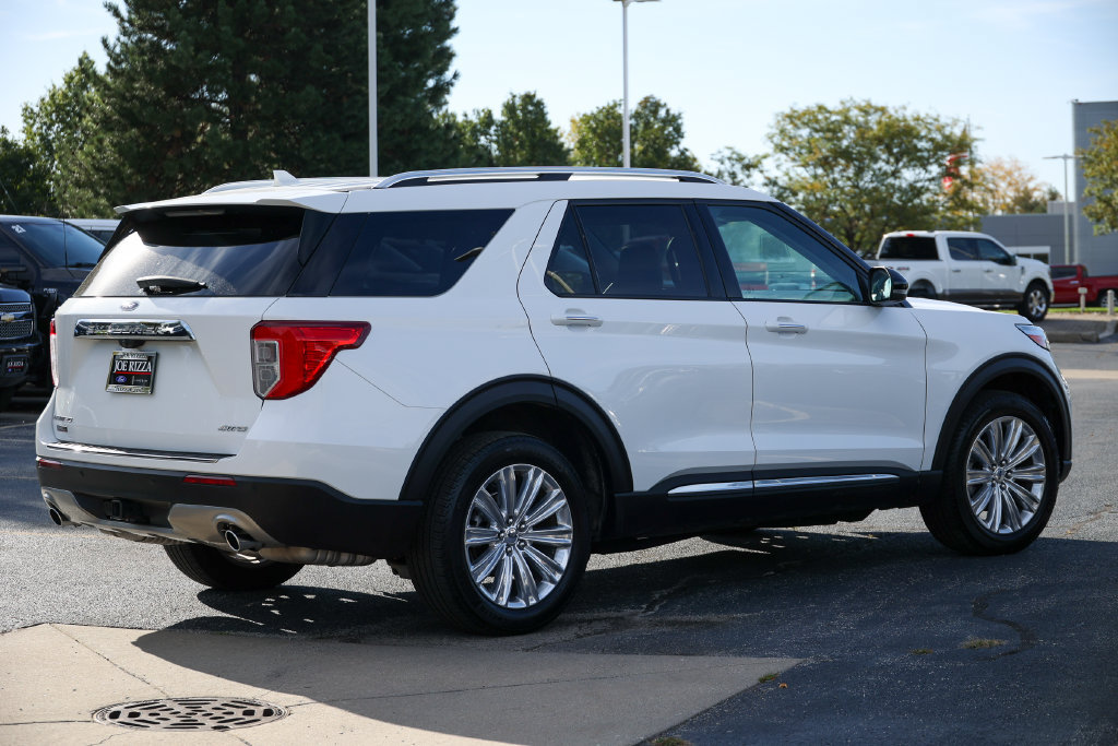 Certified 2023 Ford Explorer Limited w/ Limited Technology Package AWD/4WD image 22