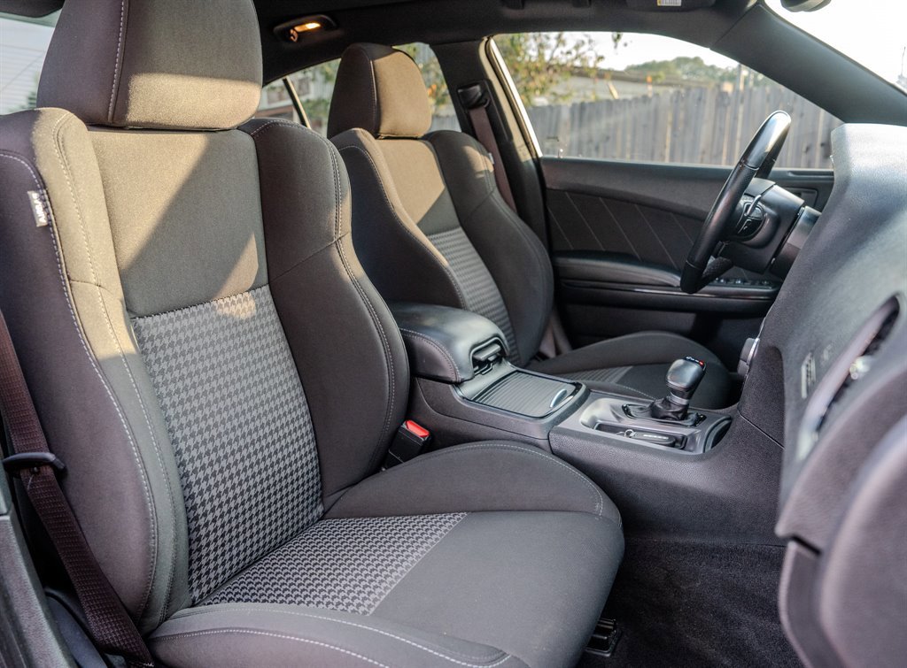 Used 2021 Dodge Charger GT w/ Blacktop Package image 31