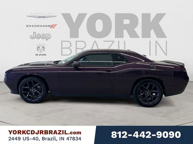 Used 2020 Dodge Challenger SXT w/ Blacktop Package image 2