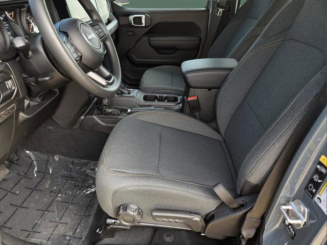 New 2026 Jeep Gladiator Sport image 12