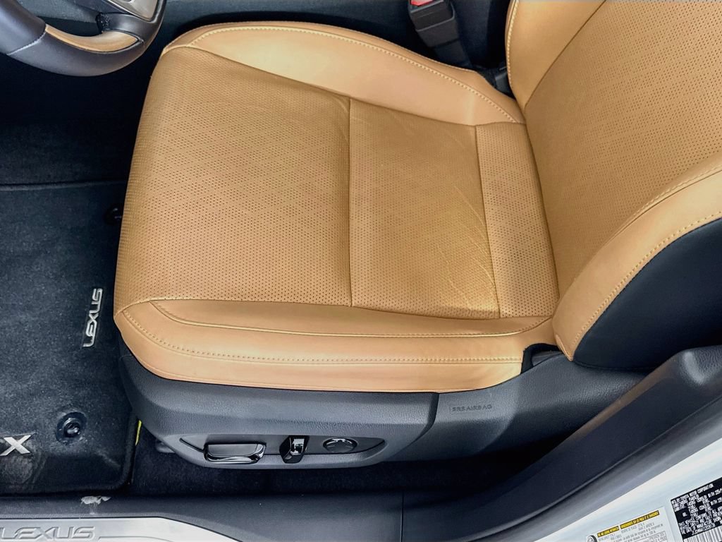 Certified 2025 Lexus RX 350 Premium Plus w/ Accessory Package (Z1) FWD image 20