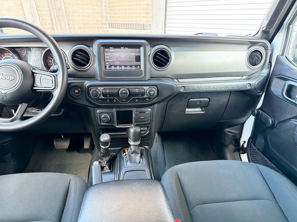 Used 2023 Jeep Wrangler Willys image 19