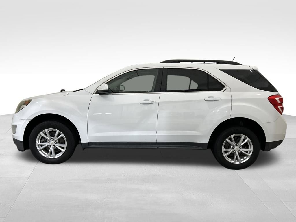 Used 2017 Chevrolet Equinox LT w/ Convenience Package image 2