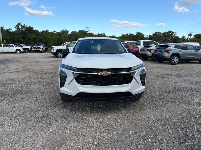 New 2026 Chevrolet Trax LS w/ Driver Confidence Package FWD image 18