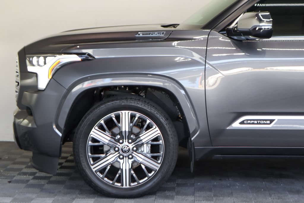 Used 2024 Toyota Sequoia Capstone AWD/4WD image 51