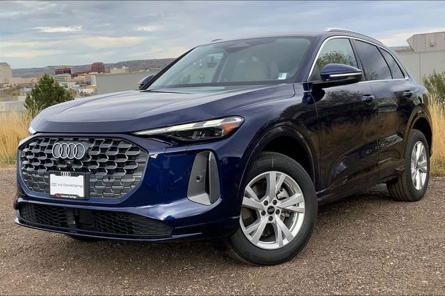 New 2025 Audi Q5 Premium