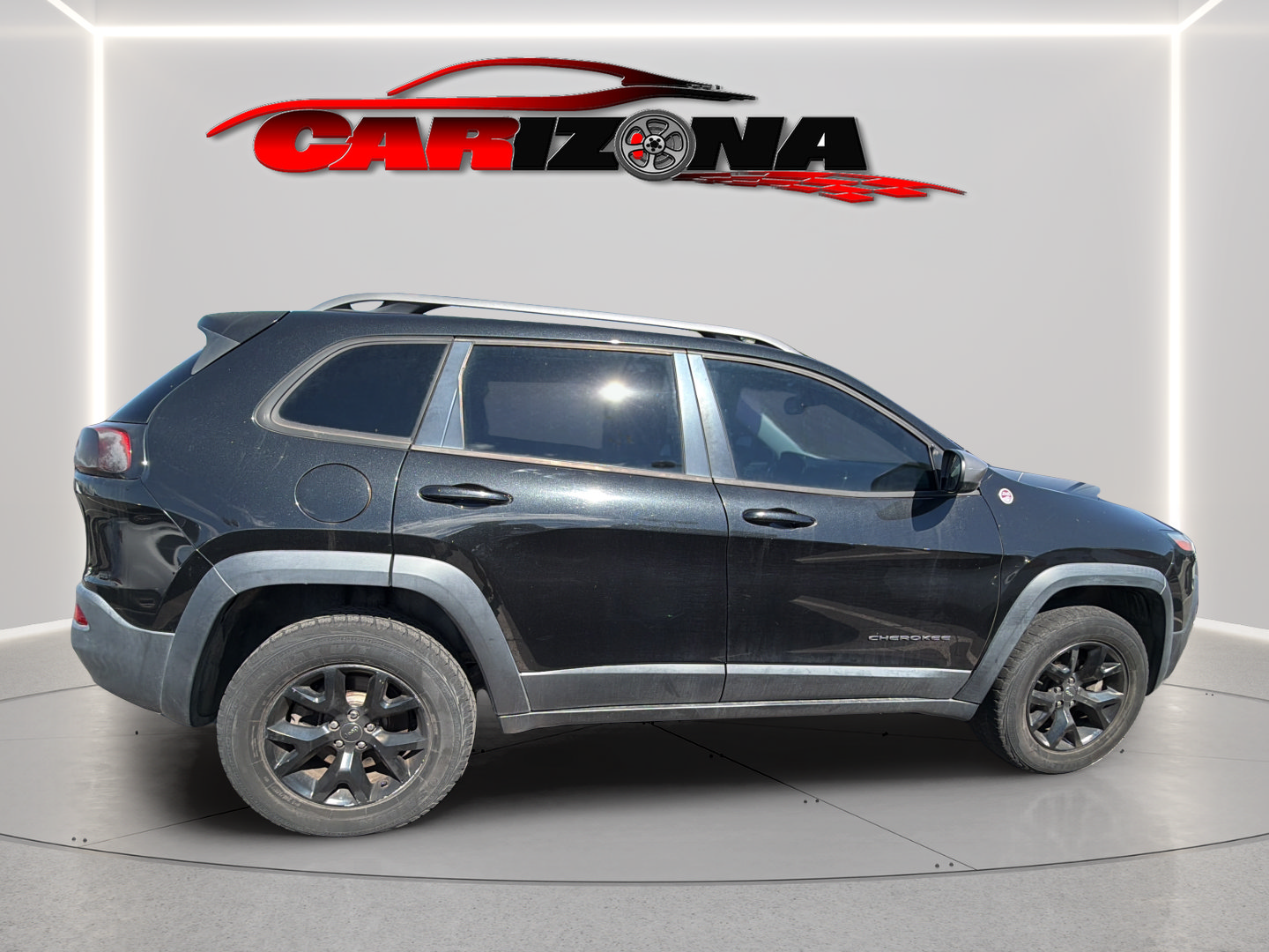 Used 2014 Jeep Cherokee Trailhawk AWD/4WD image 4