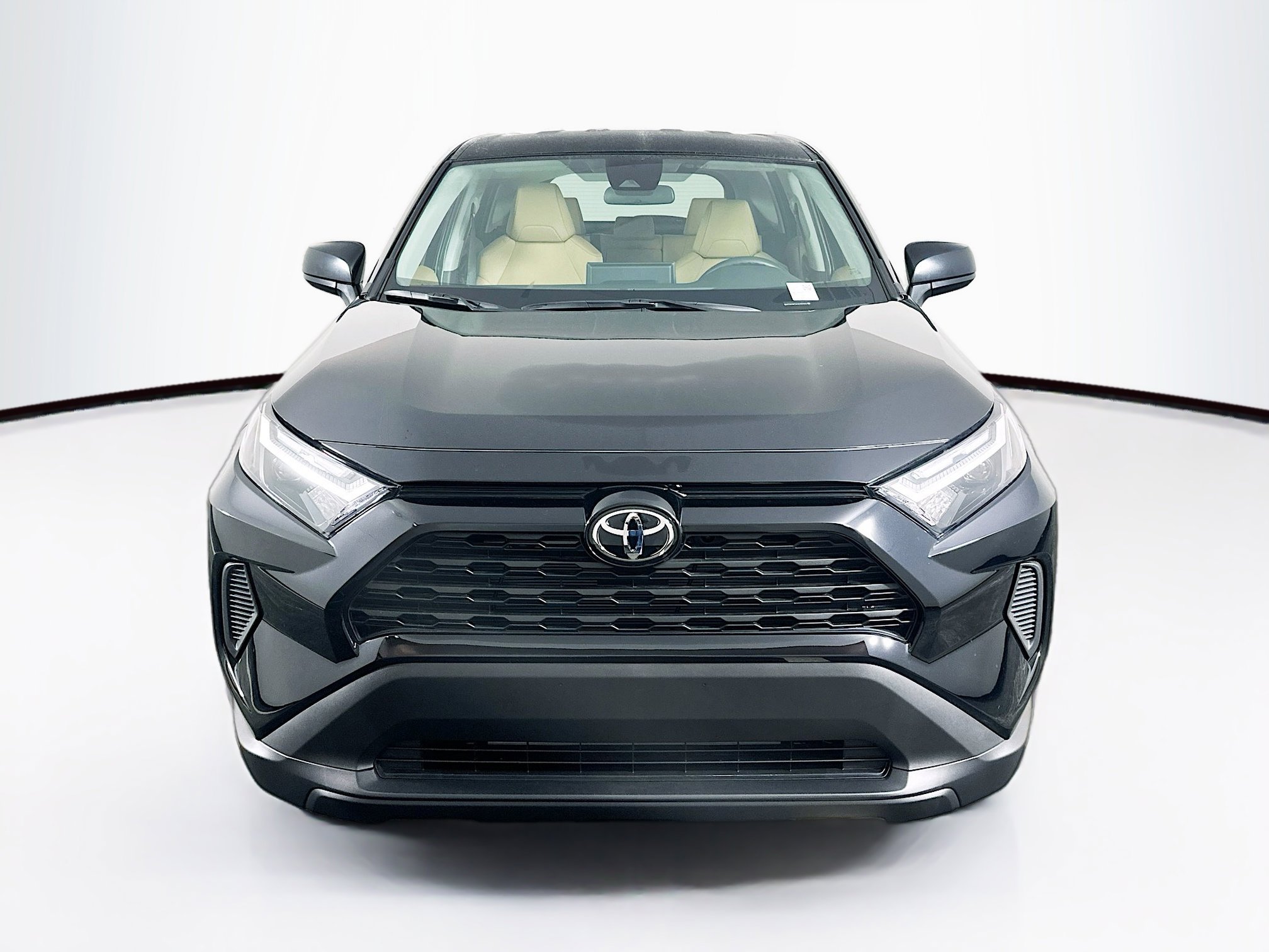 Used 2025 Toyota RAV4 LE image 2