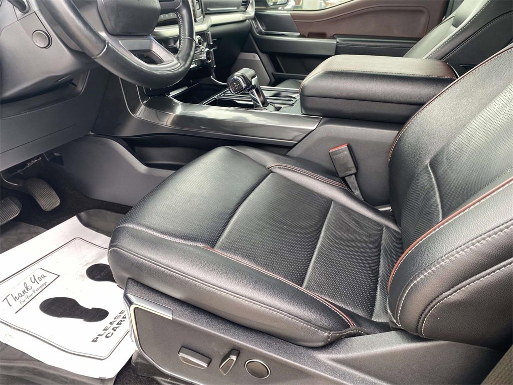 Used 2022 Ford F150 Lariat w/ Equipment Group 502A High image 17