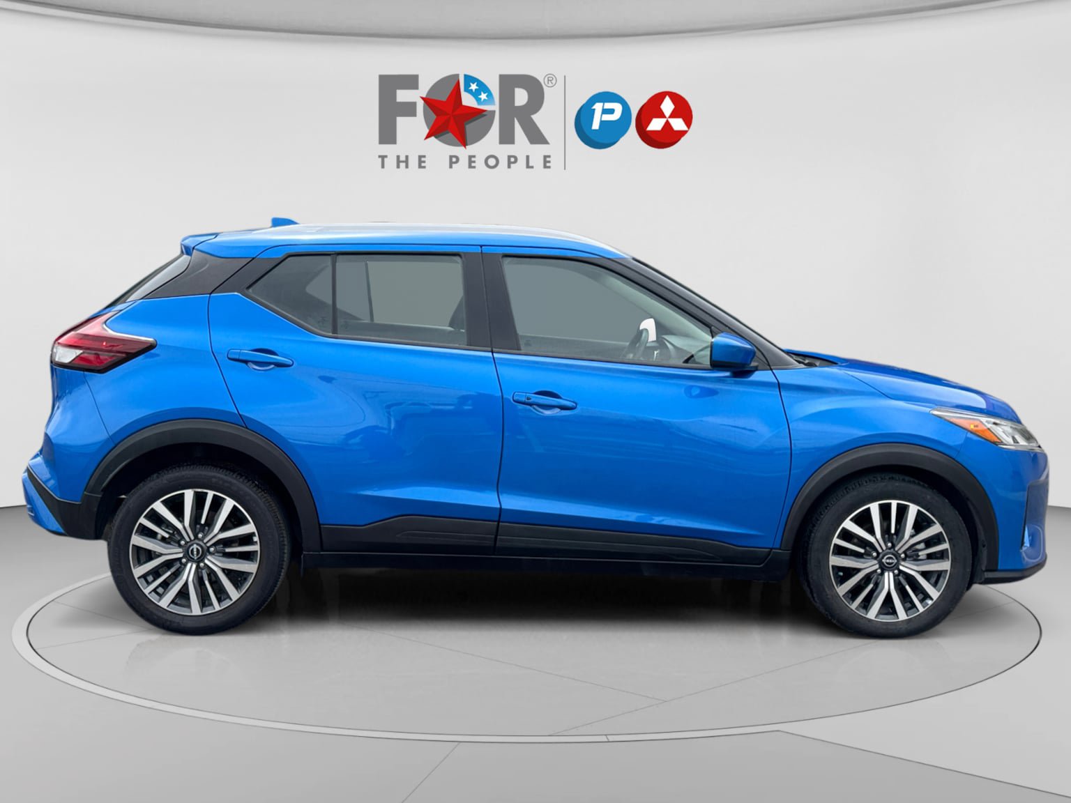Used 2023 Nissan Kicks SV FWD image 6