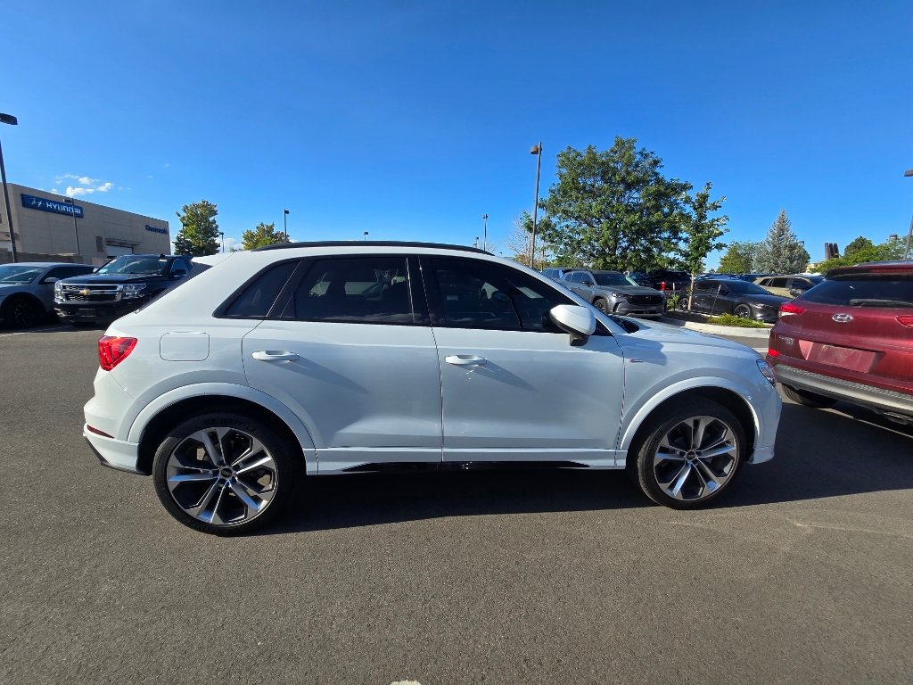 Used 2022 Audi Q3 2.0T Premium Plus AWD/4WD image 17