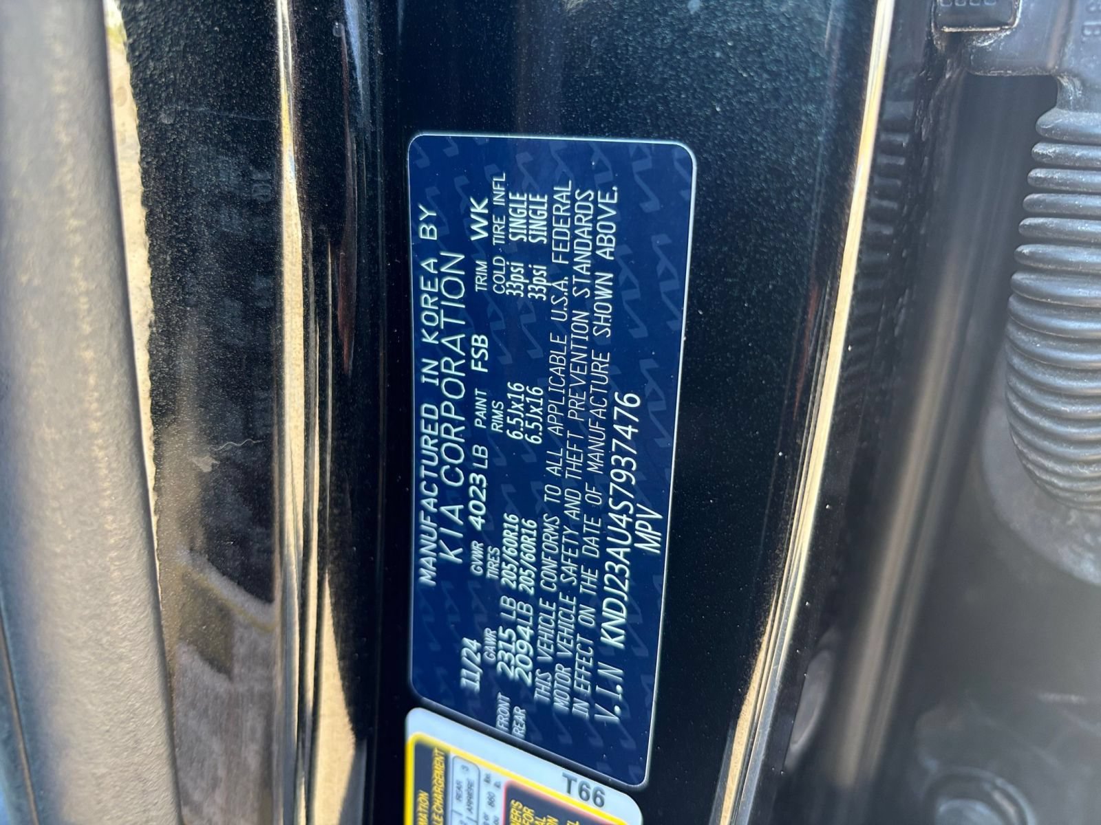 Used 2025 Kia Soul LX w/ LX Technology Package FWD image 26