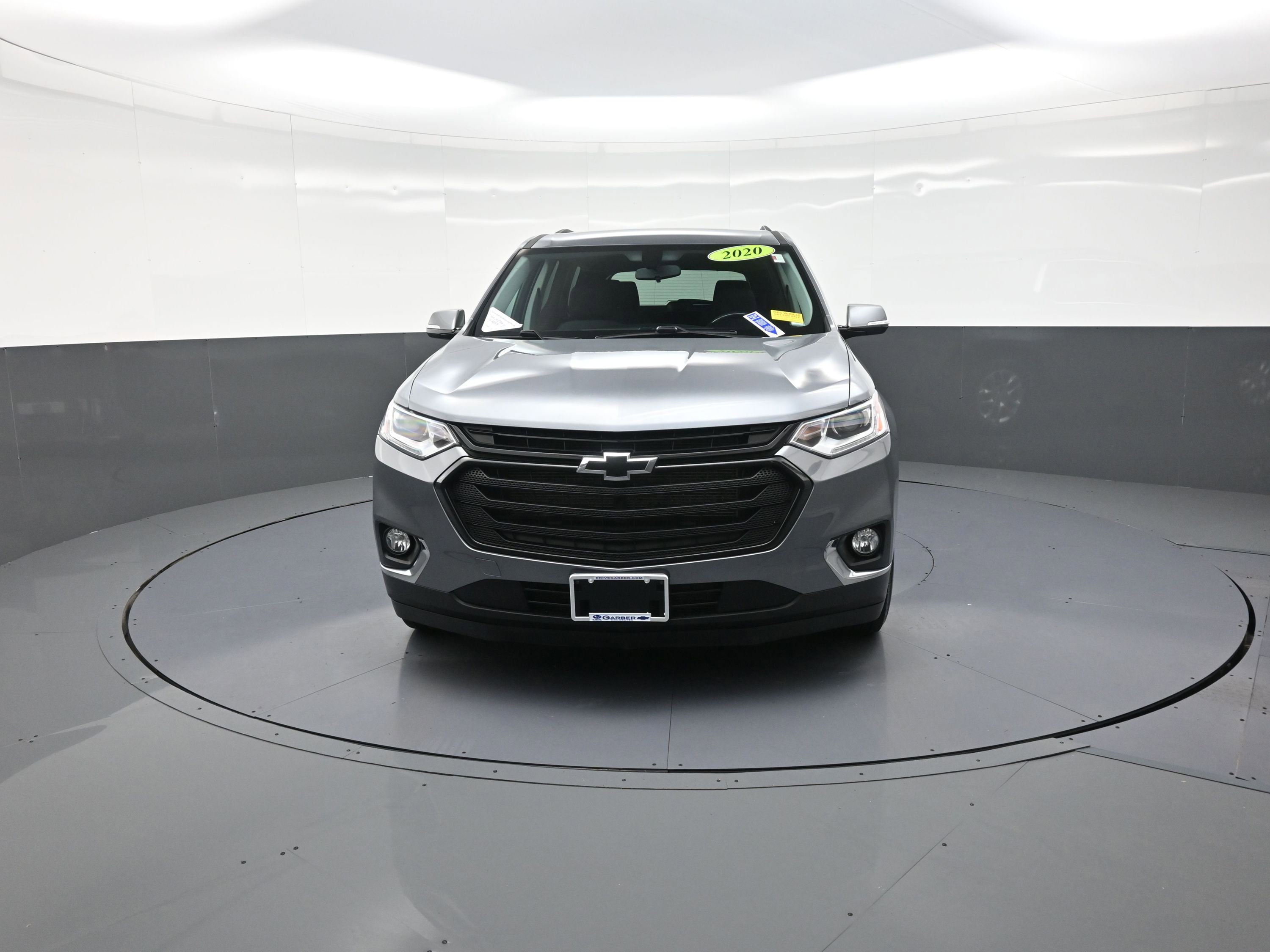 Used 2020 Chevrolet Traverse LT w/ LPO, Black Accent Package image 8