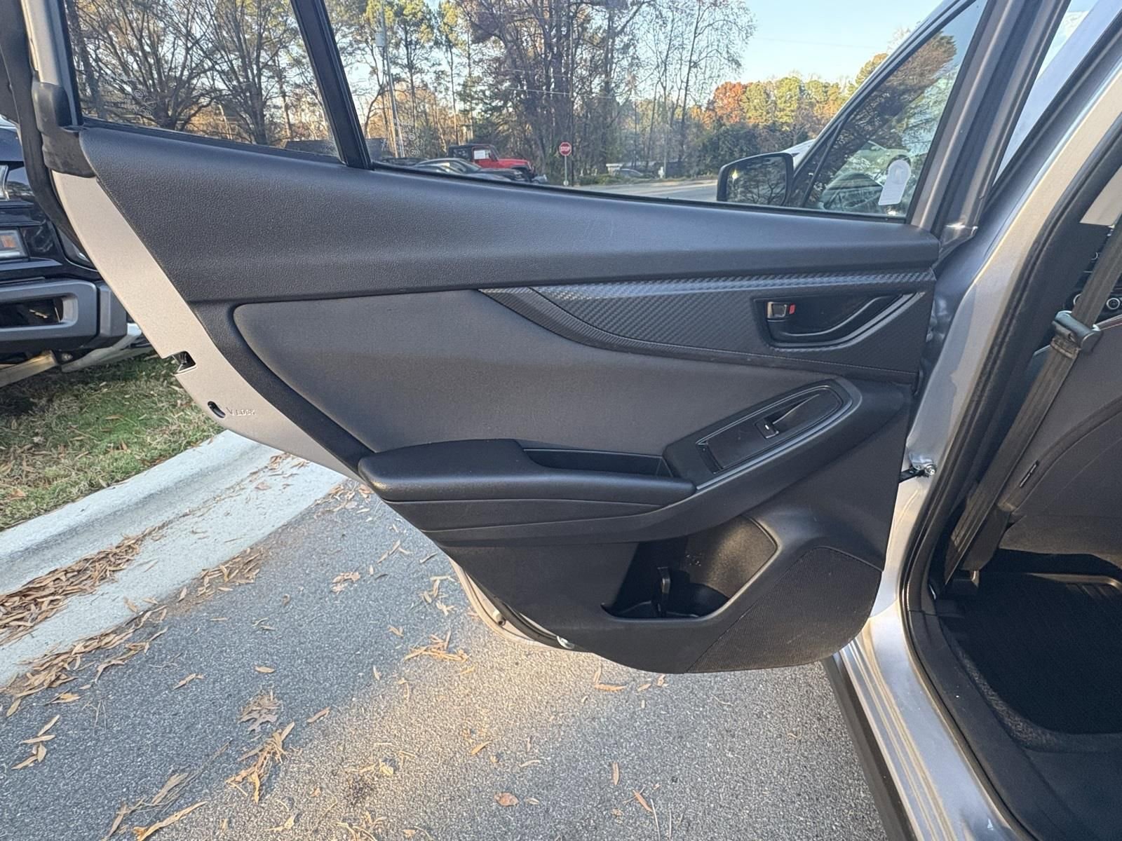 Used 2020 Subaru Crosstrek 2.0i Premium image 21