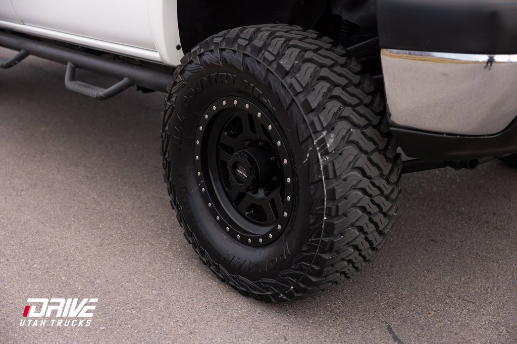 Used 2002 Chevrolet Silverado 2500 LT w/ Off-Road Skid Plate Pkg image 7