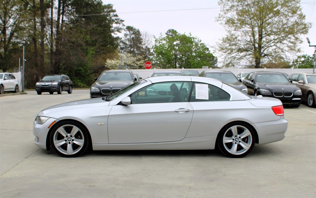 Used 2007 BMW 335i Convertible image 7