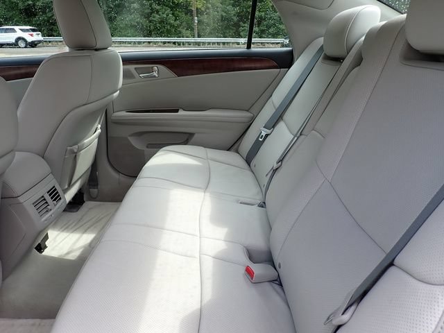 Used 2012 Toyota Avalon Limited FWD image 17