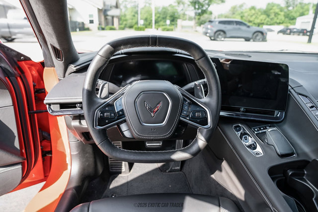 Used 2024 Chevrolet Corvette Stingray Premium Cpe w/ Z51 Performance Package RWD image 38