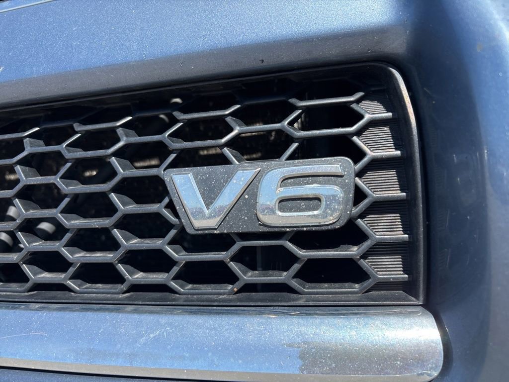 Used 2010 Toyota RAV4 Limited image 6