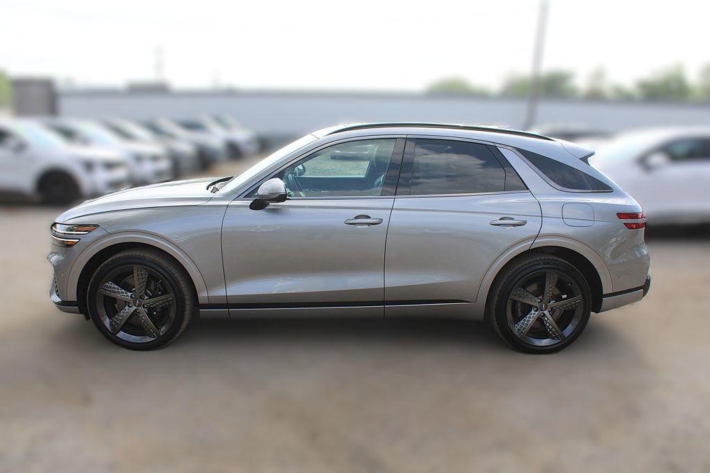 Used 2023 Genesis GV70 2.5T w/ Sport Prestige Package image 14