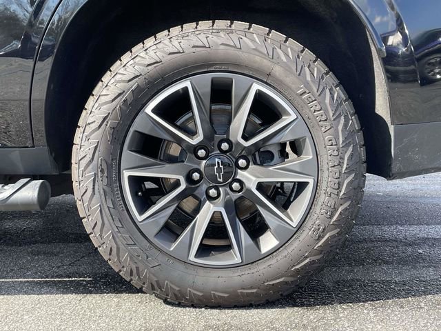 Used 2024 Chevrolet Tahoe Z71 w/ Luxury Package image 11