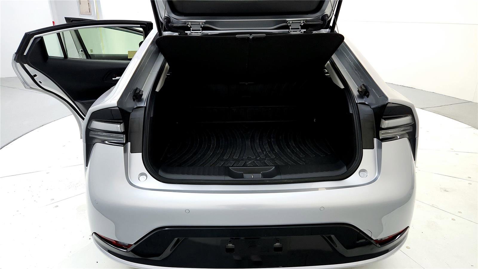 Certified 2024 Toyota Prius Prime image 32