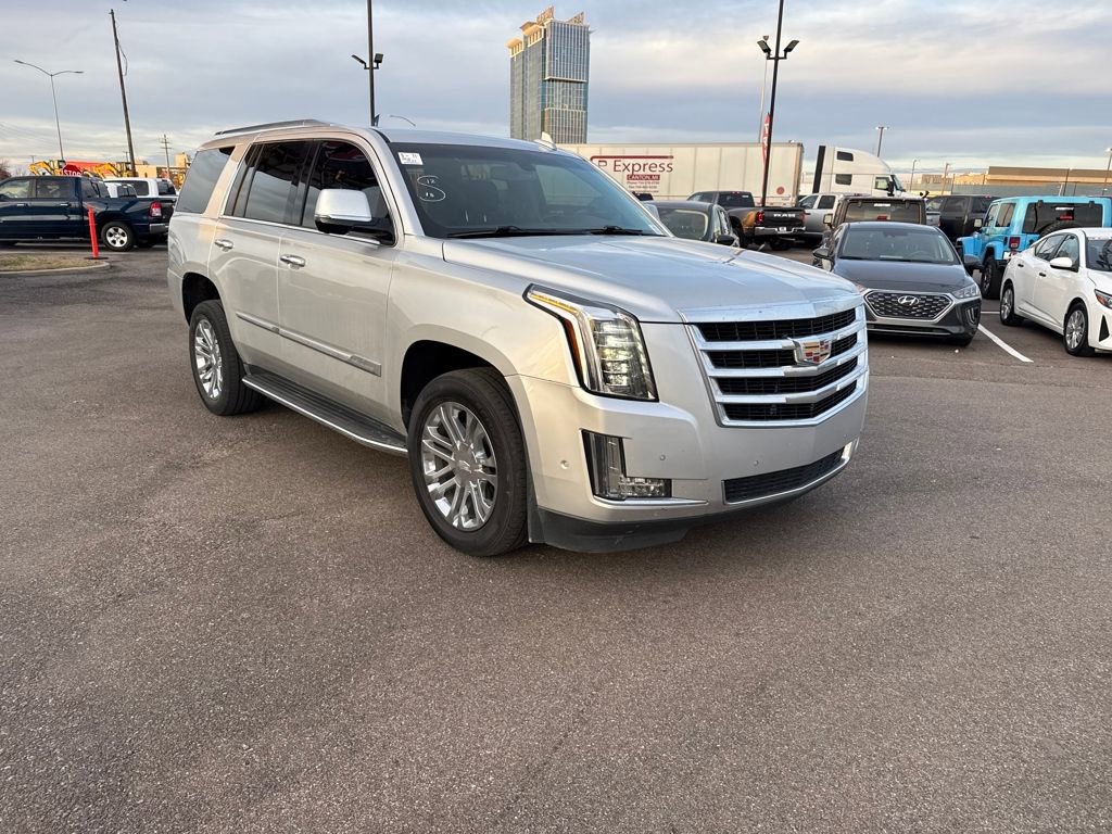 Used 2019 Cadillac Escalade 4WD image 10