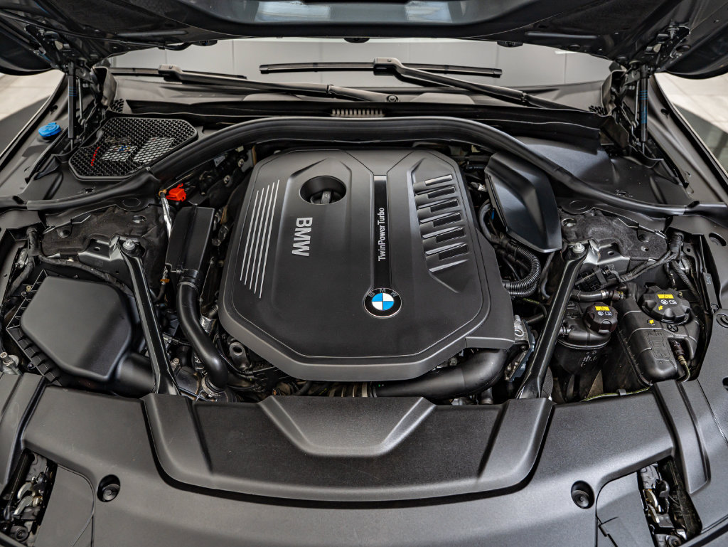 Used 2016 BMW 740i RWD image 42