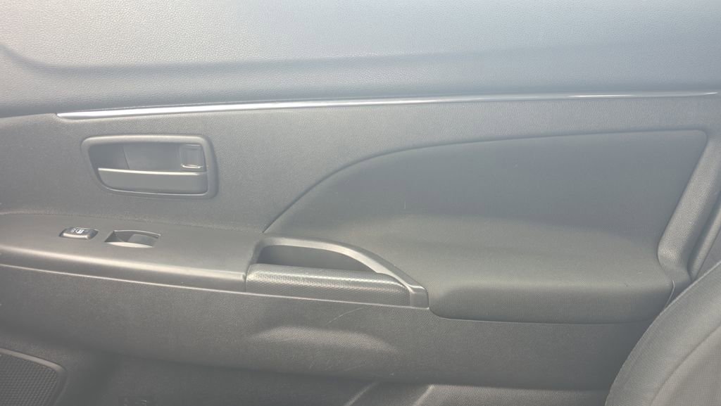 Used 2015 Mitsubishi Outlander Sport ES FWD image 16