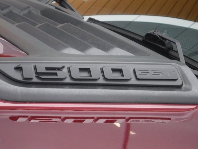 Certified 2025 RAM 1500 Laramie w/ Sport Appearance Package image 7