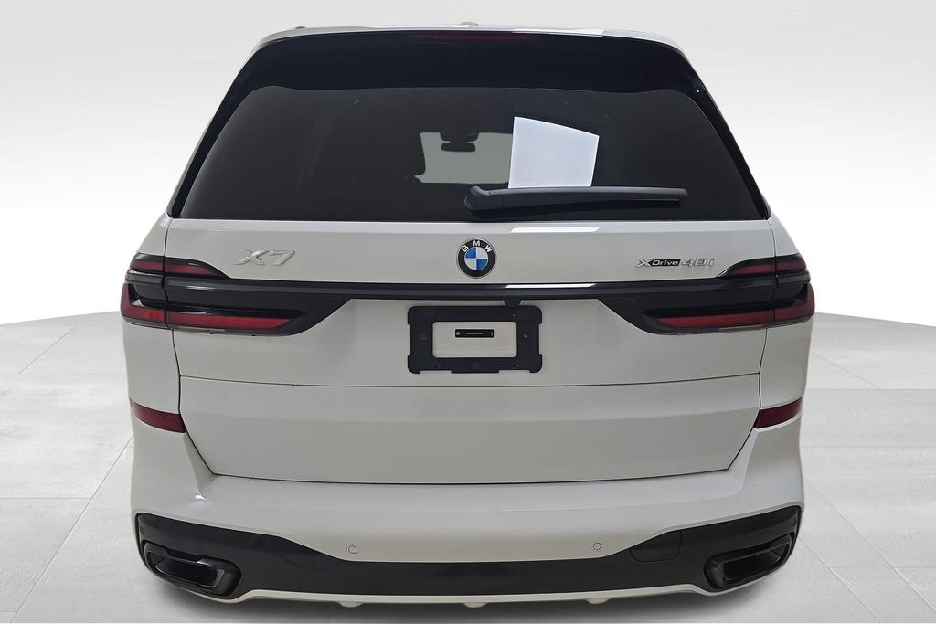 Certified 2024 BMW X7 xDrive40i w/ Executive Package image 8