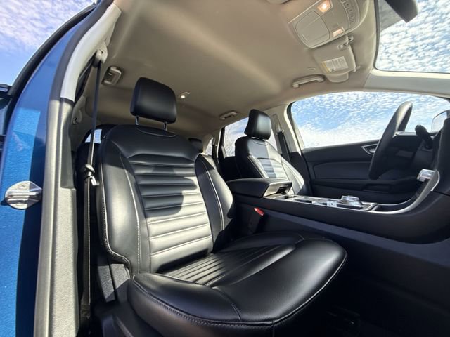 Used 2024 Ford Edge SEL image 24