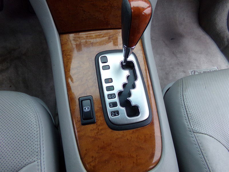 Used 2005 Lexus ES 330 Sedan image 51