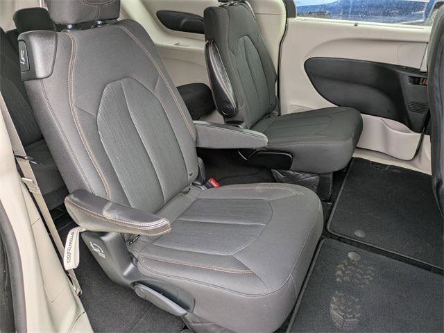 Certified 2018 Chrysler Pacifica Touring Plus image 27