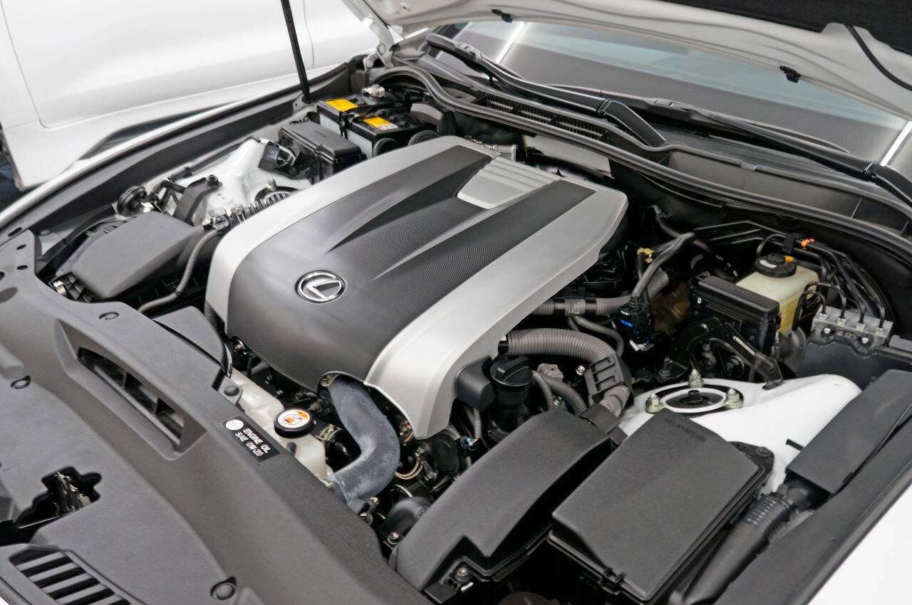 Used 2021 Lexus IS 350 F Sport w/ Navigation Package RWD image 15