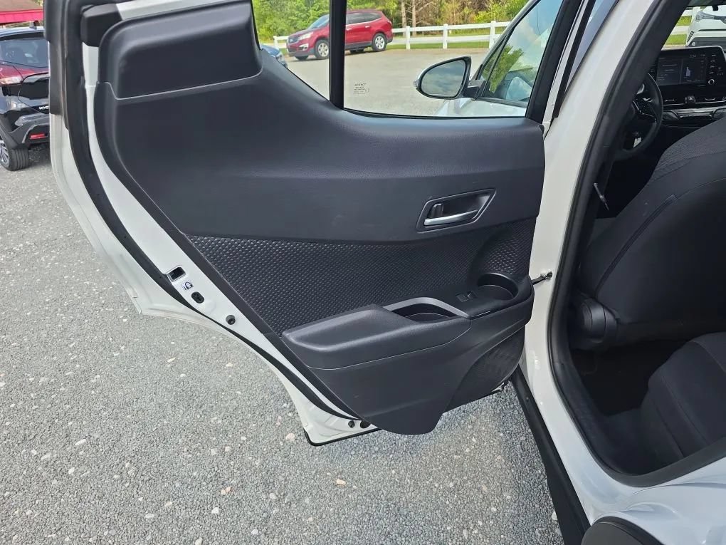 Used 2021 Toyota C-HR LE FWD image 36