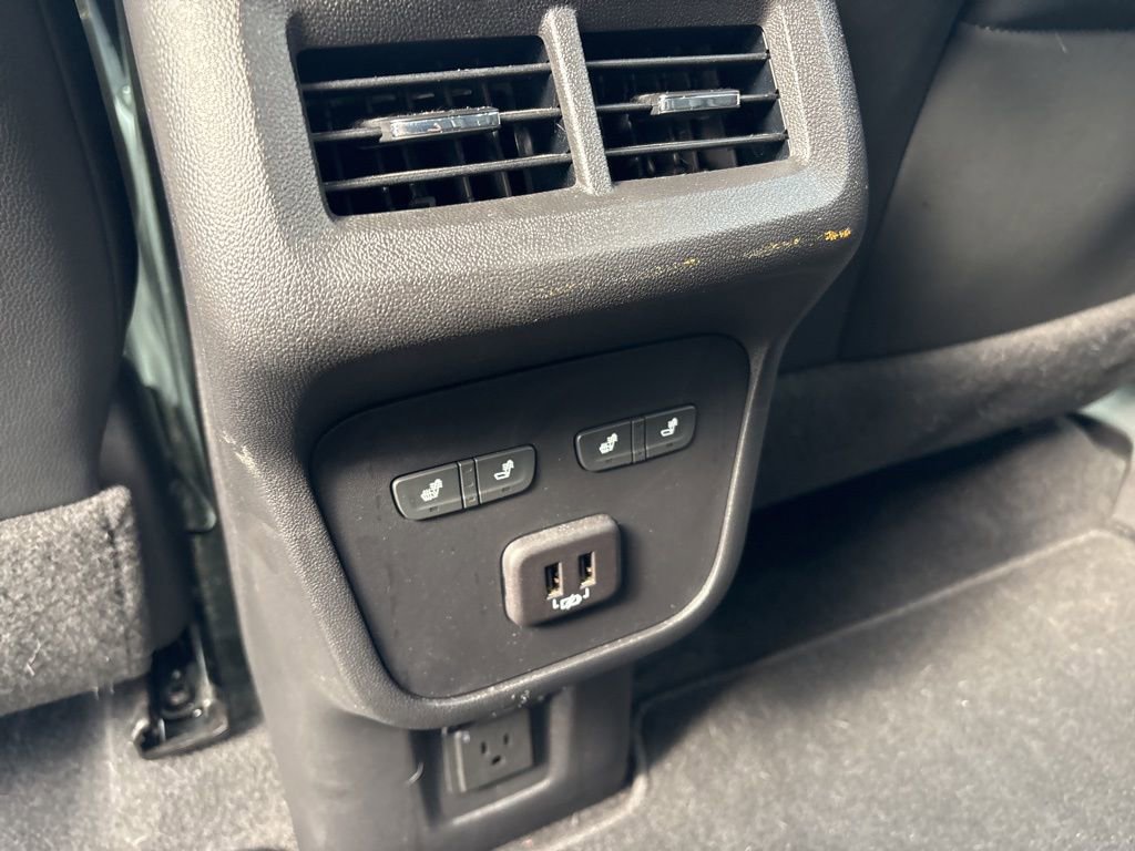 Used 2022 Chevrolet Equinox Premier AWD/4WD image 21