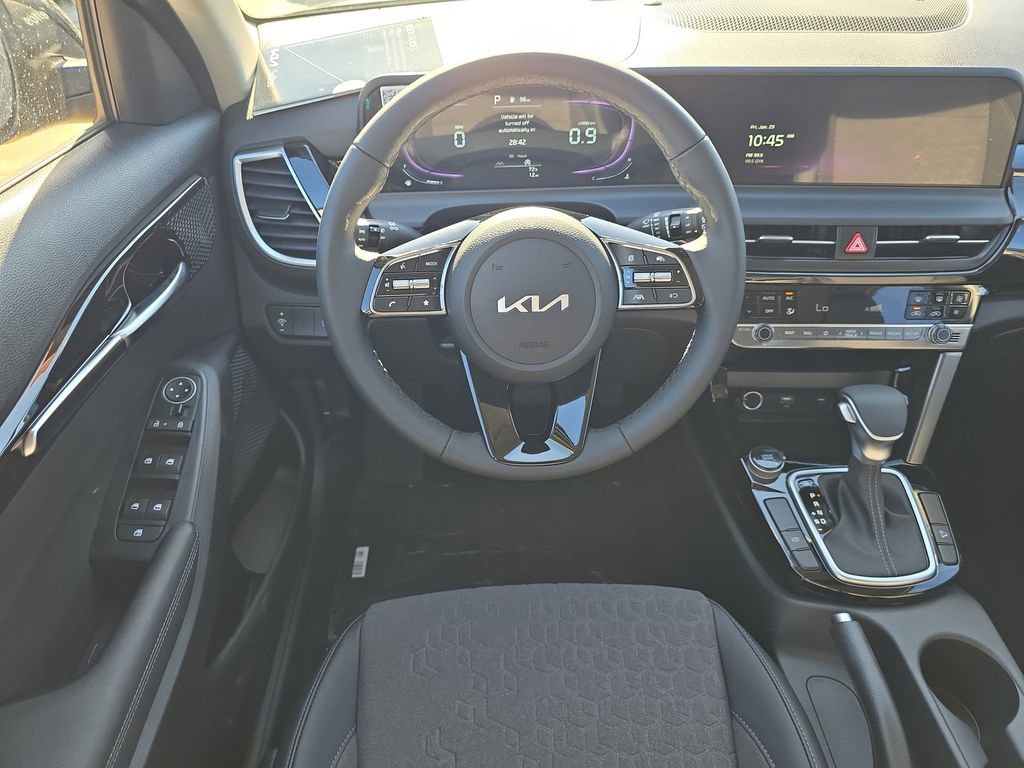 New 2026 Kia Seltos S image 13