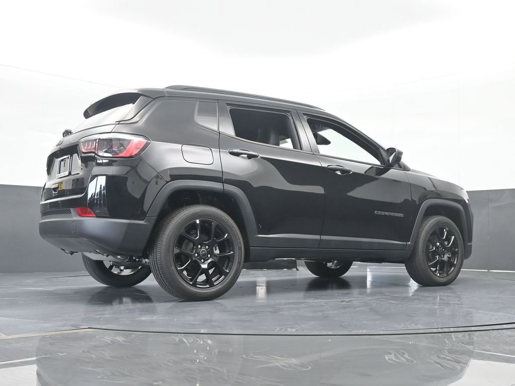 Used 2026 Jeep Compass Latitude AWD/4WD image 52