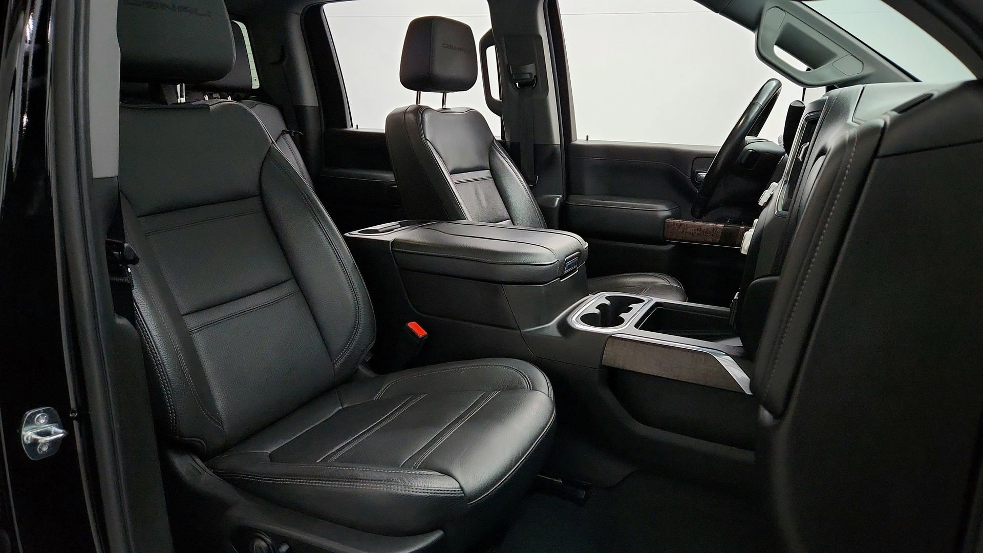 Used 2023 GMC Sierra 2500 Denali w/ Denali Ultimate Package AWD/4WD image 22