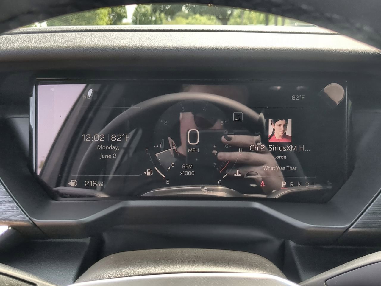 New 2025 GMC Acadia Elevation image 11