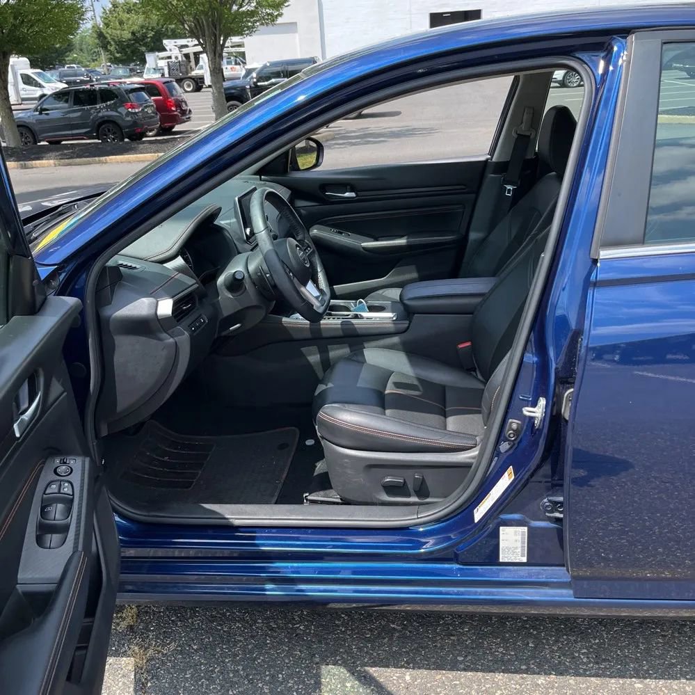 Used 2020 Nissan Altima 2.5 SR image 11